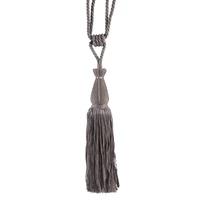 Kép 3/3 - alisa-egy-bojtos-fuggonyelkoto-acelszurke-80-cm-hangulat