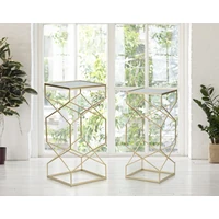 Kép 3/8 - Négyzet alakú üveg asztal 2db-os szett arany 31,5x31,5x68-28x28x64 cm 6