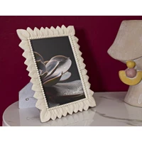 Kép 5/6 - Leveles képkeret krémszín 21,3x1,7x26,5 (belső méretek 15x20) cm 4