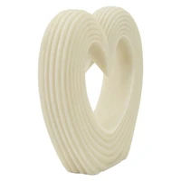 Kép 3/7 - Lovvy szív alakú figura quartz fehér 30x7x26 cm 1