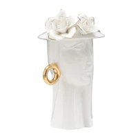 Kép 2/8 - Női elegáns porcelán váza fehér/arany 15x13.3x23.5 cm 1