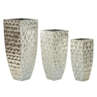 Kép 2/9 - Tris váza fémből 3 db-os szett ezüst ø 38,1x90,8-30,5x75,6-24,8x62,2 cm