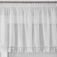 dagmara6-2-reszes-vitrazs-fuggony-csipkevel-feher-400x65-cm-400x35-cm-felakasztva