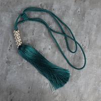 niva-egy-bojtos-fuggonyelkoto-tengerkek-hs397537-fektetve
