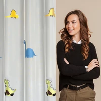Kép 9/9 - dino-dinos-dekor-fuggony-gyerekszobaba-feher-140-x-250-cm-hangulatkep-2