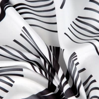 Kép 8/9 - karin-mintas-dekor-fuggony-feher-fekete-140-x-250-cm-hs392695 7