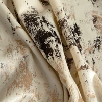 Kép 4/11 - tonia-barsony-sotetito-fuggony-krem-arany-140-x-250-cm-hs401724 9