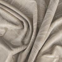 Kép 10/11 - ariana-barsony-sotetito-fuggony-fenyes-geometriai-mintaval-bezs-140-x-250-cm-gyurt