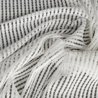 Kép 10/11 - regina-halos-fenyatereszto-fuggony-natur-135-x-270-cm-anyag-felgyurt