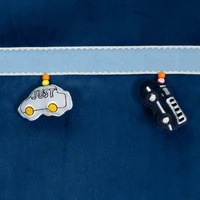Kép 9/9 - car-gyermek-fuggony-auto-diszekkel-granatkek-140-x-250-cm-minta