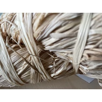 Kép 4/8 - RAPHIA - Természetes raffia kötöző 150g natúr