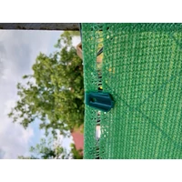 Kép 6/10 - RECYNET - Tartós, szőtt árnyékoló háló 1,5 x 50 m világoszöld csíptettve