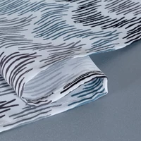 Kép 5/5 - Anita asztalterítő Szürke 140x220 cm - 33x220 cm 4