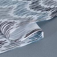 Kép 5/5 - Anita asztalterítő Szürke 140x300 cm - 33x300 cm 4