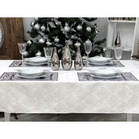 Kép 4/6 - Ezüst lurex asztalterítő barokk mintás 137x180 cm 3
