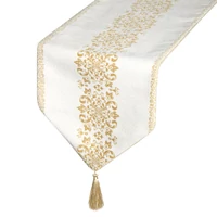 Kép 2/6 - Majorka elegáns asztali futó bojttal Fehér 30x180 cm 1