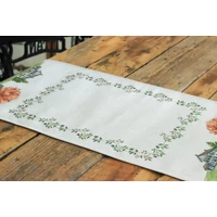 Kép 2/4 - Piknik a patak partján gobelin asztali futó 44x140 cm 1