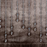 Kép 6/7 - Royal glamour stílusú terítő Sötét bézs 35x220 cm 4
