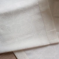 Kép 2/8 - lena-lurex-asztalterito-krem-arany-140-x-200-cm-hs395842 4