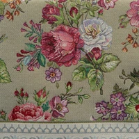 Kép 3/7 - viragmintas-gobelin-asztalterito-olivazold-140-x-180-cm-kozeli-minta