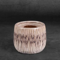 Kép 2/6 - rosina-keramia-kaspo-kremszin-16-x-16-x-13-cm-hatterrel