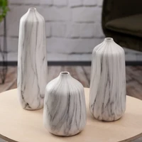 Kép 4/4 - mija-keramia-vaza-kremszin-13-x-13-x-42-cm-hangulatkep