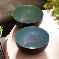 Kép 4/4 - dora-fem-disztal-fekete-turkiz-20-x-20-x-9-cm-hangulatkep-1