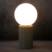 Kép 2/4 - aspen-asztali-lampa-feher-16-x-16-x-40-cm-felkapcsolva