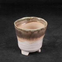 Kép 2/6 - katia-keramia-kaspo-kremszin-bezs-13-x-13-x-13-cm-hatterrel