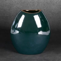 Kép 2/5 - amora2-keramia-vaza-zold-18-x-9-x-20-cm-hatterrel