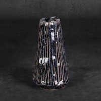 Kép 2/3 - alda-keramia-vaza-granatkek-12-x-12-x-20-cm-hatterrel