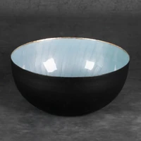 Kép 2/4 - dora-fem-disztal-fekete-turkiz-20-x-20-x-9-cm-hatterrel