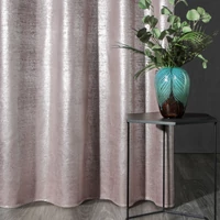 Kép 8/8 - ambi-barsony-sotetito-fuggony-puder-rozsaszin-ezust-140-x-250-cm-hs372809-hangulatkep-1