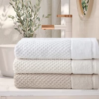 Kép 5/6 - frida-velur-torolkozo-kremszin-50-x-90-cm-hangulatkep