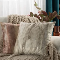 Kép 5/5 - ella-barsony-parnahuzat-teglavoros-45-x-45-cm-hangulatkep-2