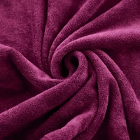 Kép 3/6 - amy-21-mikroszalas-torolkozo-magenta-70-x-140-cm-gyurve-kozelrol