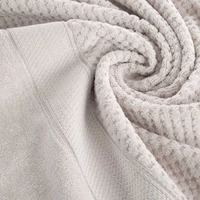 Kép 4/6 - jessi-velur-torolkozo-bezs-50-x-90-cm-gyurt-anyag