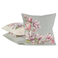 Kép 2/2 - magnolia-virag-mintas-gobelin-parnahuzat-szurke-45-x-45-cm-5-cm-hs416104 1