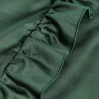 Kép 5/6 - venus-fodrokkal-diszitett-pamut-szaten-agynemuhuzat-palackzold-160-x-200-cm-70-x-80-cm-2db-fodor