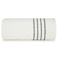 Kép 4/4 - fiore-csikos-torolkozo-kremszin-70-x-140-cm-osszehajtva