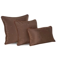 Kép 2/3 - clara-exkluziv-parnahuzat-barna-45-x-45-cm-kollekcio