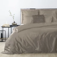 Kép 1/4 - dina-egyszinu-pamut-szaten-agynemuhuzat-vilagos-barna-160-x-200-cm-70-x-80-cm-2db-hs433831