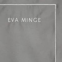 Kép 7/8 - eva10c-eva-minge-mako-szaten-agynemuhuzat-himzettlogoval-szurke-220-x-200-cm-70-x-80-cm-2db-hs440439 4