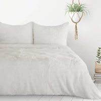 Kép 1/8 - tiffany-meleg-es-puha-szorme-hatasu-agynemuhuzat-kremszin-220-x-200-cm-70-x-80-cm-2db-hs453143