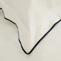 Kép 6/6 - Reina38a pamut ágyneműhuzat Krémszín 220x200 cm - 70x80 cm 2db 5