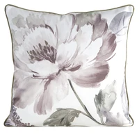 Kép 1/3 - Rosalia prémium bársony párnahuzat Fehér 60x60 cm