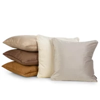 Kép 3/4 - Sibel Pierre Cardin bársony párnahuzat Világosbarna 45x45 cm 2