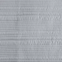 Kép 4/5 - Tara elegáns steppelt ágytakaró Ezüst 170x210 cm 3