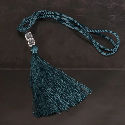 zoja-egy-bojtos-fuggonyelkoto-sotet-turkiz-60-cm