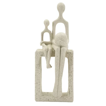 Kő kismama a gyerekével szobor krémszín 10x7,5x26 cm